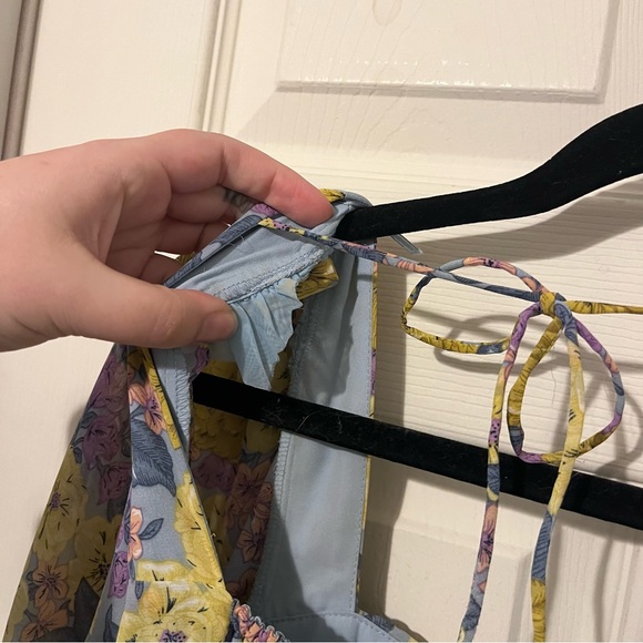 Astr The Label Floral Sweetheart Neck Midi - Picture 2 of 8